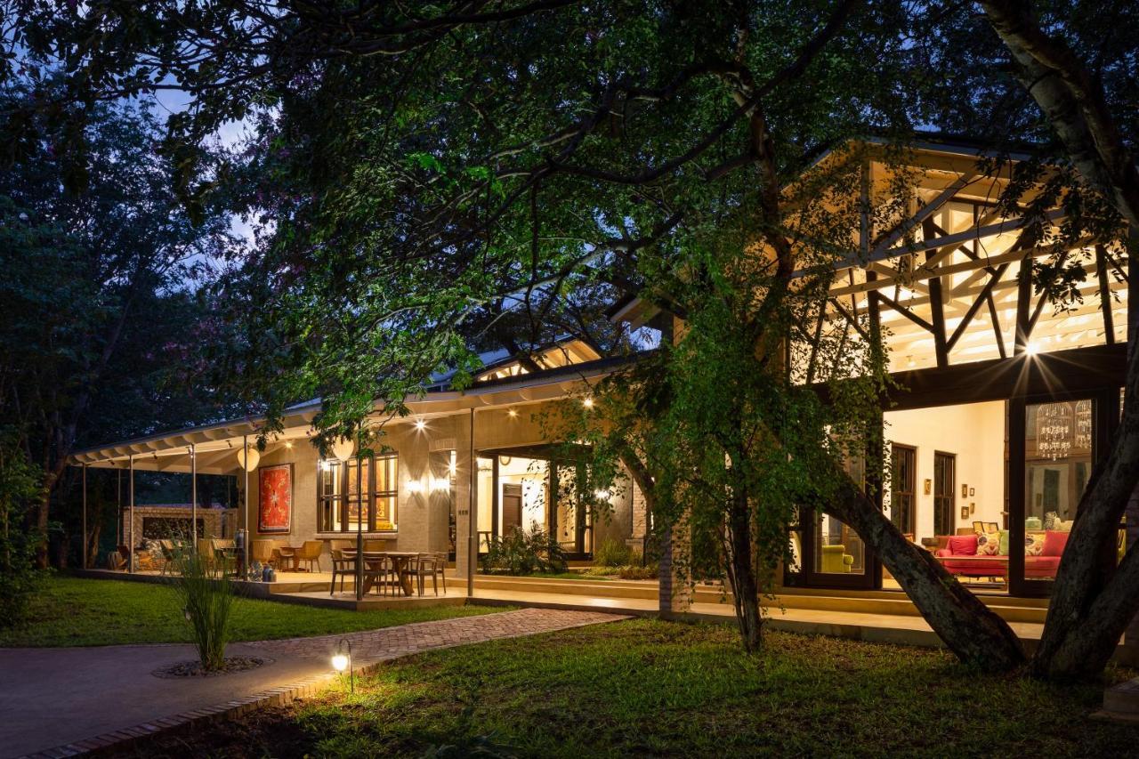 Mbano Manor Hotel Victoria Falls Exterior foto